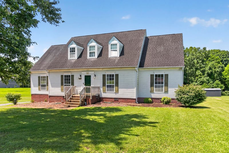2558 S Mount Pleasant Rd, Greenbrier, TN 37073