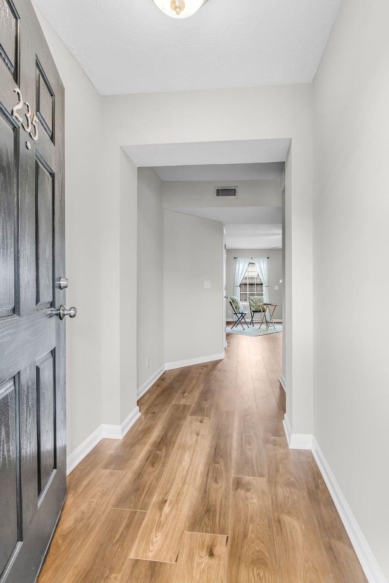235 Arapaho Dr, Murfreesboro, TN 37128