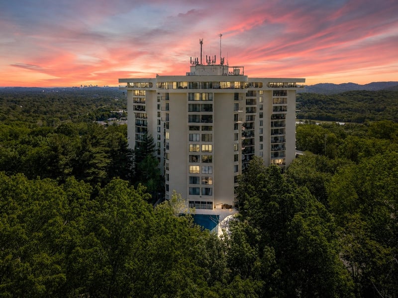 6666 Brookmont Ter #1012, Nashville, TN 37205