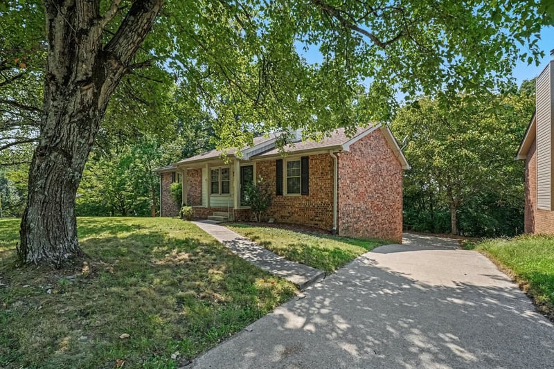 852 Fitzpatrick Rd, Nashville, TN 37214