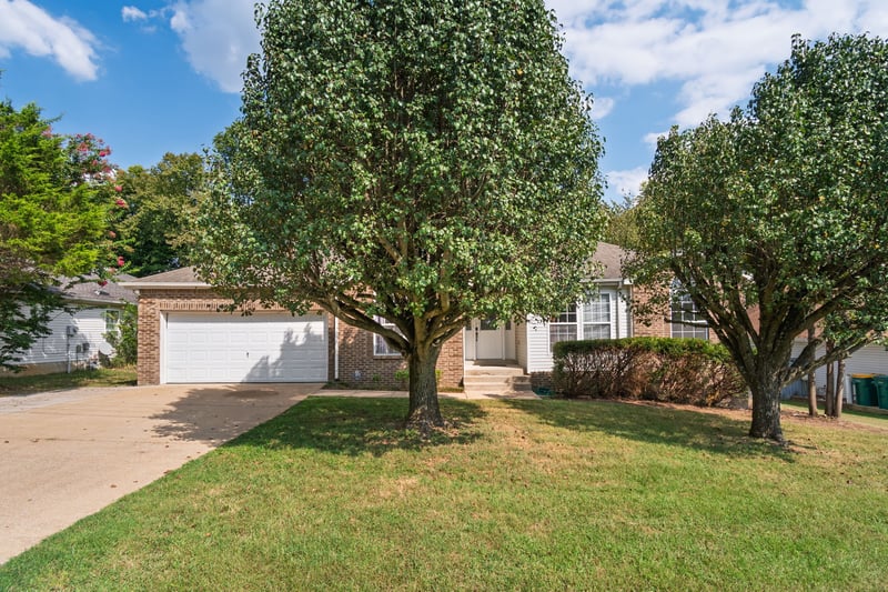 2261 Joann Dr, Spring Hill, TN 37174