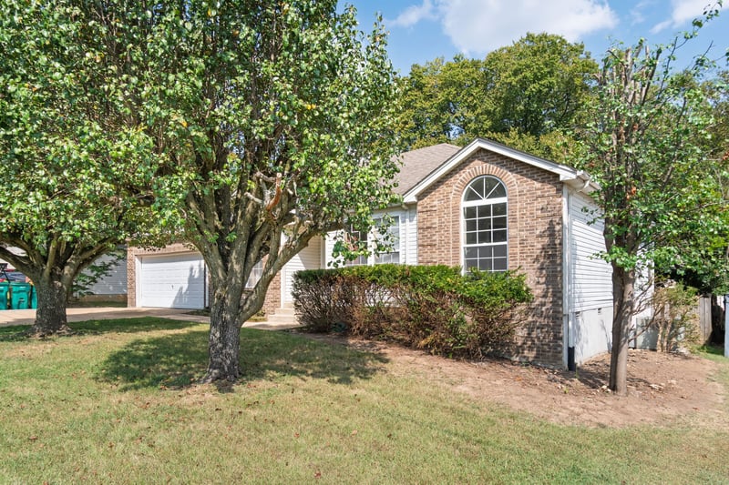 2261 Joann Dr, Spring Hill, TN 37174