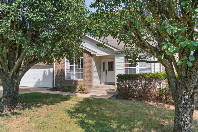 2261 Joann Dr, Spring Hill, TN 37174