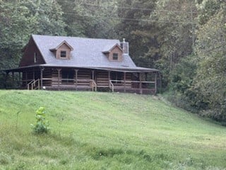 740 Leath Chapel Rd, Bethpage, TN 37022