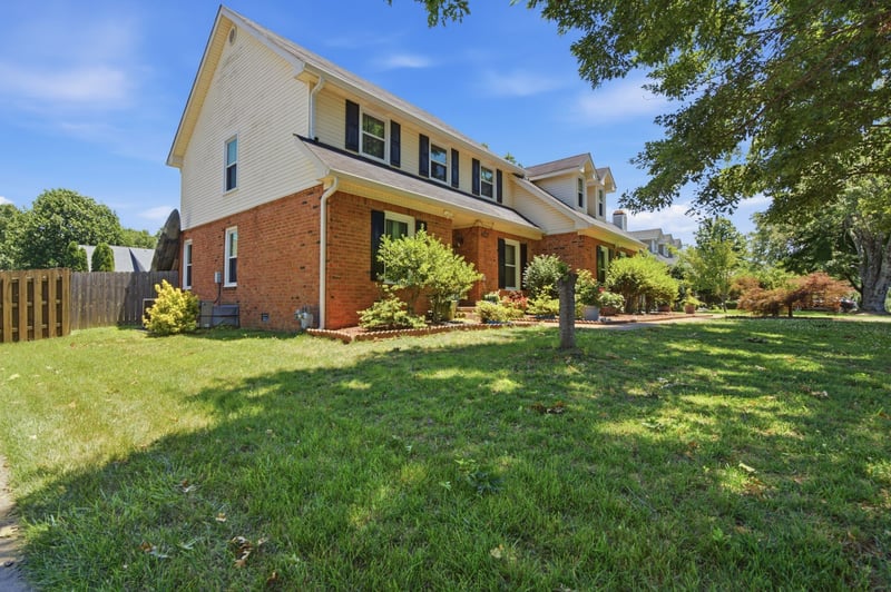 4817 Morgan Dr, Old Hickory, TN 37138