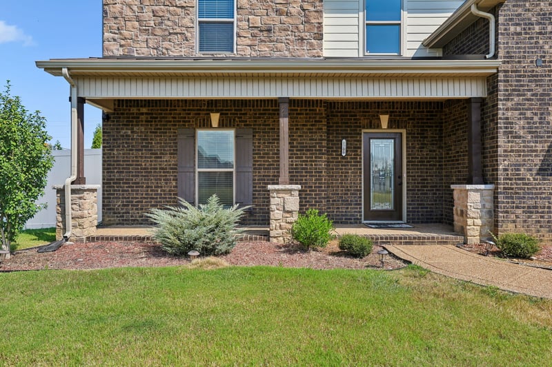 1200 Emmie Reece Dr, Smyrna, TN 37167