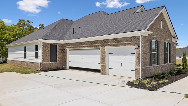 327 Harvest Point Blvd, Spring Hill, TN 37174