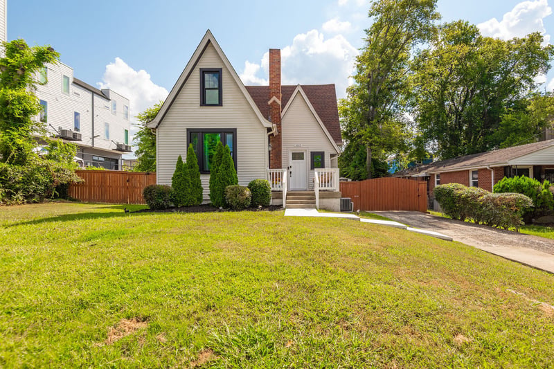 2112 24th Ave N, Nashville, TN 37208