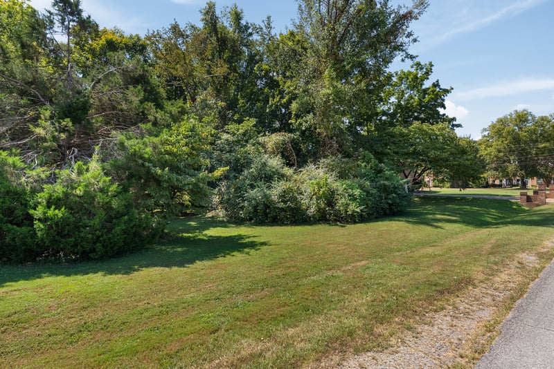 402 Allison Ct, Kingston Springs, TN 37082