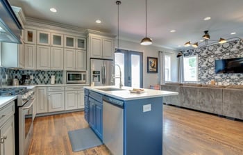 928 N 6th St, Nashville, TN 37207