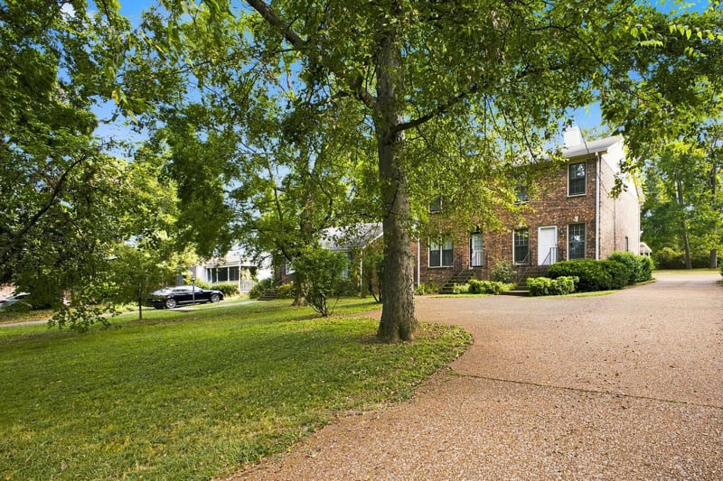 2308 Sharondale Dr, Nashville, TN 37215