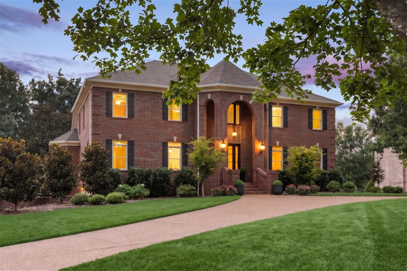 9429 Weatherly Dr, Brentwood, TN 37027
