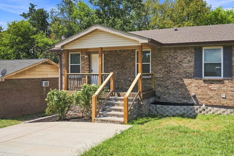 4637 Forest Ridge Dr, Hermitage, TN 37076