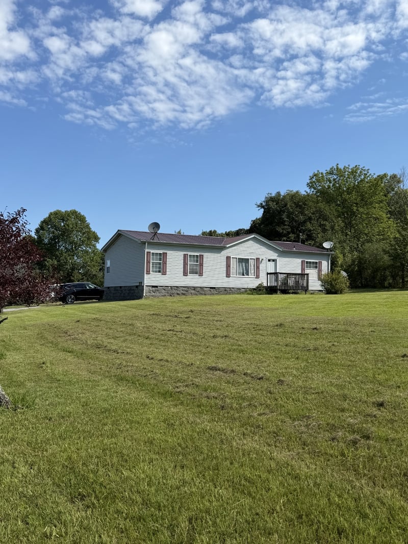 1051 Old Stage Rd, Dickson, TN 37055