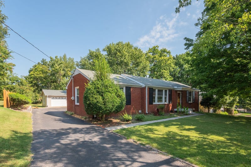 308 Fieldcrest Dr, Nashville, TN 37211