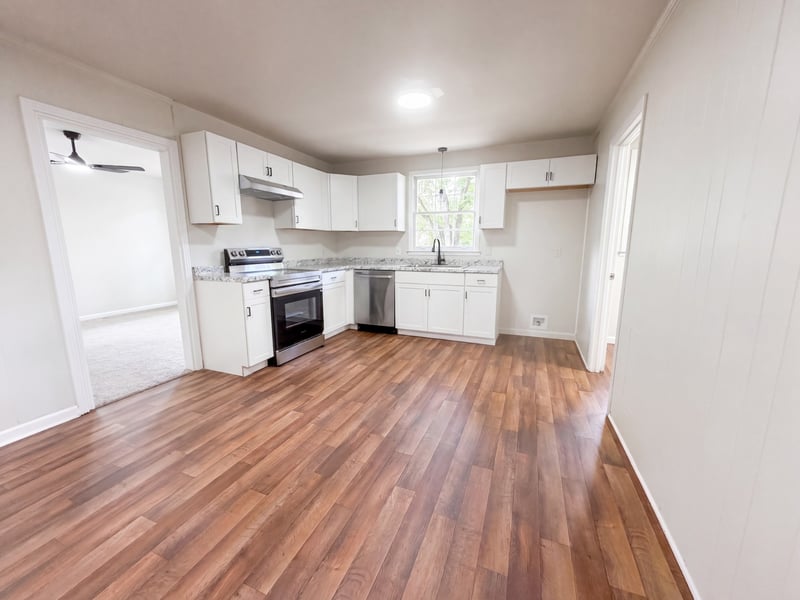 1004 Glenview Dr, Nashville, TN 37206
