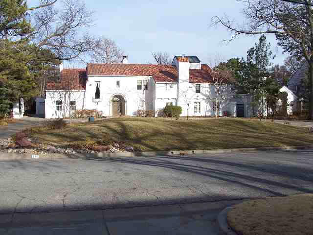 330 N Terrace Dr, Wichita, KS 67208