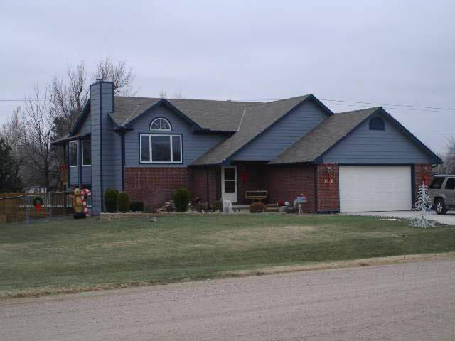 15331 W Woodbine Ln, Wichita, KS 67052