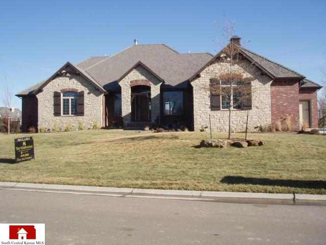 2306 N Lindsay, Wichita, KS 67228