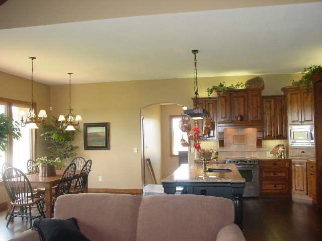 1709 Elk Ridge Ave, Wichita, KS 67052