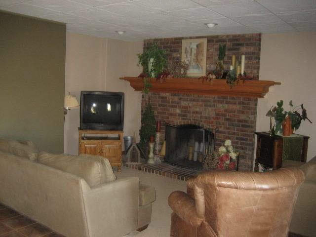 1500 E 63rd St S, Wichita, KS 67216