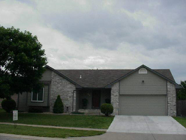 9010 E Blake, Wichita, KS 67037