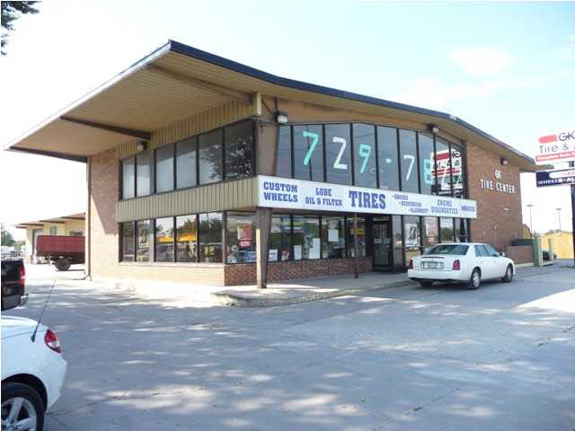 11209 W Kellogg, Wichita, KS 67209