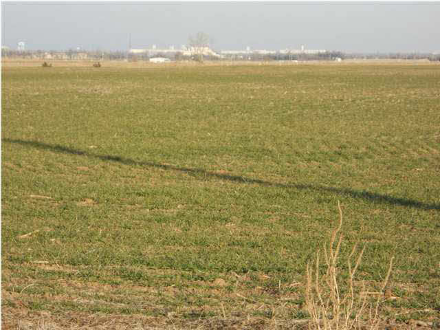 0 S Mohawk, Hutchinson, KS 67501