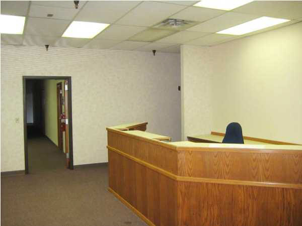 2946 S Hydraulic, Wichita, KS 67216