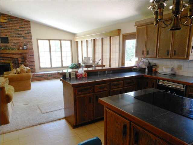 6306 N East Lake Rd, Walton, KS 67151