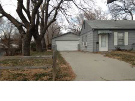 3400 E Sunview Ave, Wichita, KS 67037