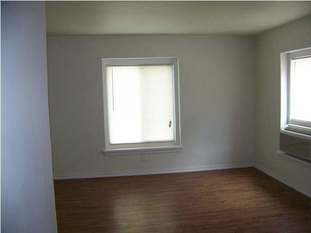 228 S Kansas, Wichita, KS 67211