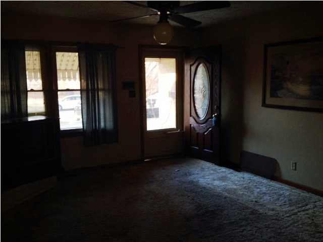 714 S Mission, Wichita, KS 67037