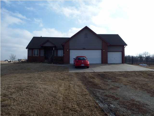 10801 E 35th St S, Wichita, KS 67037
