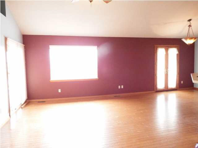 10801 E 35th St S, Wichita, KS 67037
