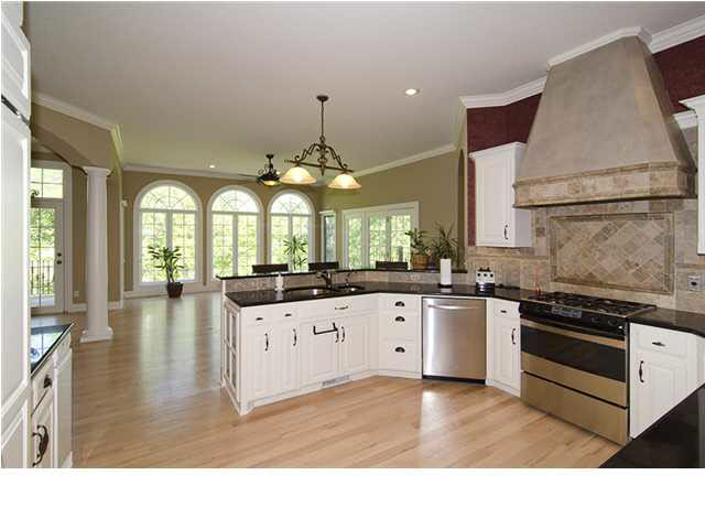 9900 N Oliver St, Valley Center, KS 67147