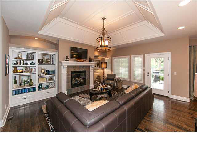 25 Willowbrook St, Eastborough, KS 67207
