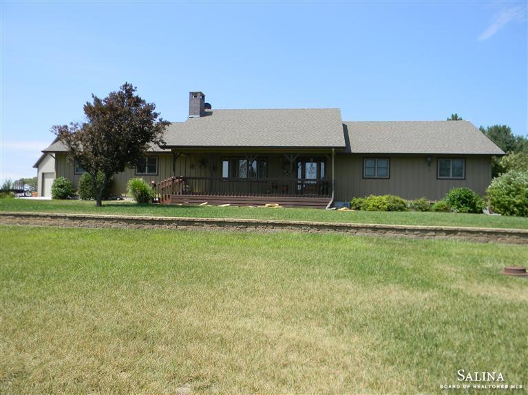 1188 160 Rd, Belleville, KS 66935