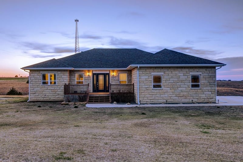 6 W Prairie View Cir, Sylvan Grove, KS 67481