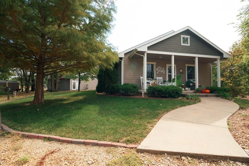 2262 Camp Rd, Solomon, KS 67480