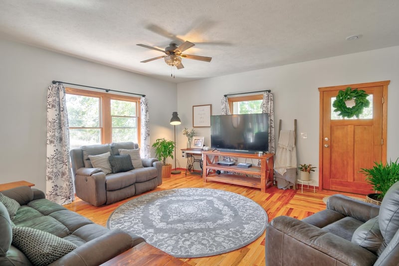2262 Camp Rd, Solomon, KS 67480