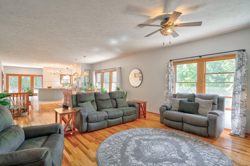 2262 Camp Rd, Solomon, KS 67480