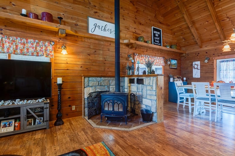 1161 N 110 Th, Minneapolis, KS 67467