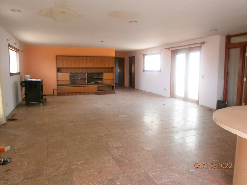 2310 N Mcgavern Rd, Brookville, KS 67425