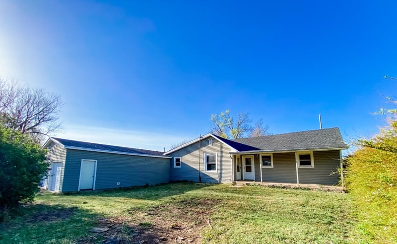 210 W 4th St, Brookville, KS 67425