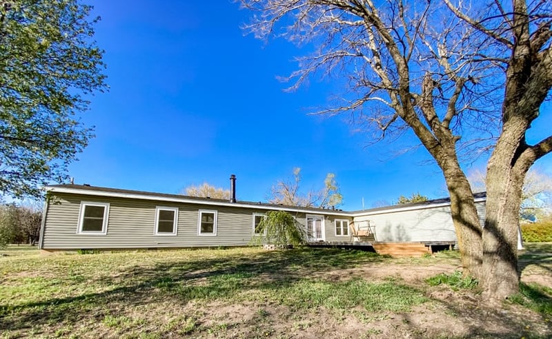 210 W 4th St, Brookville, KS 67425