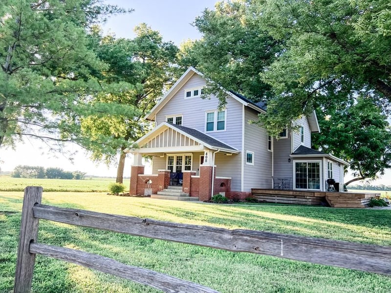 408 E 1st St, Assaria, KS 67416