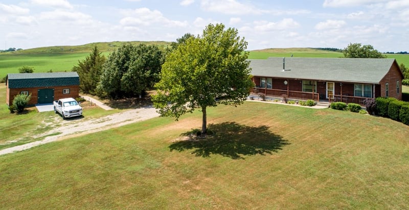 285 N 180th Rd, Bennington, KS 67422