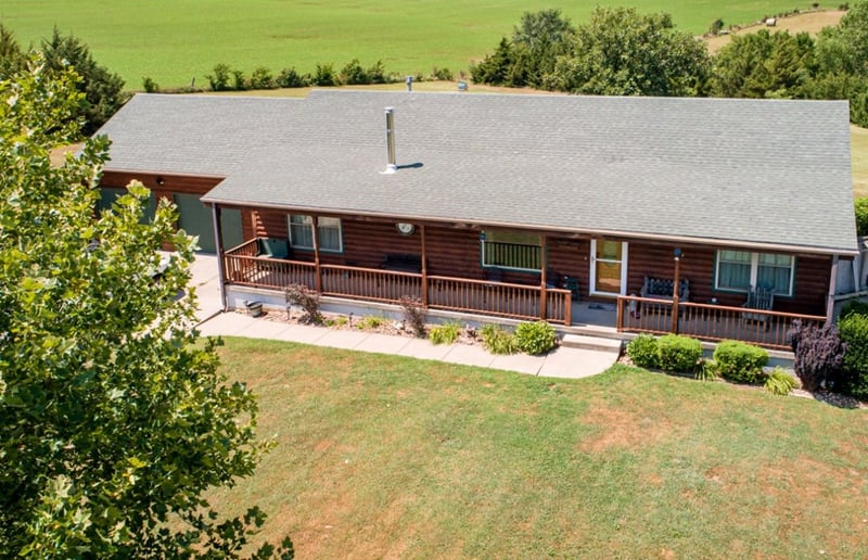 285 N 180th Rd, Bennington, KS 67422