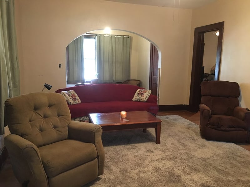 200 N Kennedy Ave, Ellinwood, KS 67526